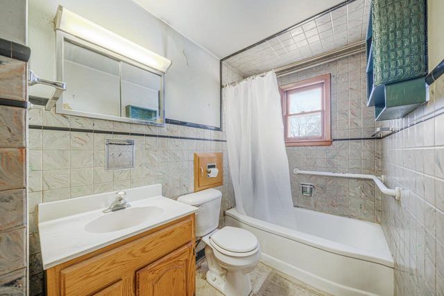 461 OAKLAWN AVENUE, Green Bay, WI 54304