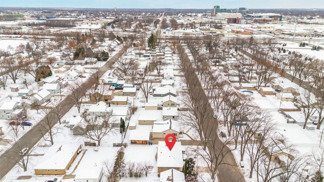 461 OAKLAWN AVENUE, Green Bay, WI 54304