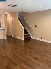 13 Oak Brook Pl, Pleasant Hill, CA 94523