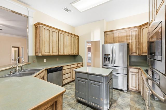 3801 Ridge Road, Willow Park, TX 76087