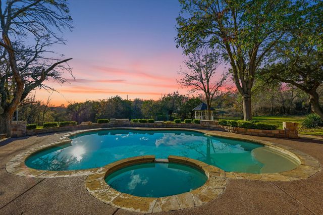 3801 Ridge Road, Willow Park, TX 76087