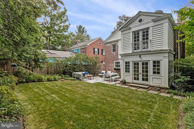 4745 RESERVOIR RD NW, Washington, DC 20007