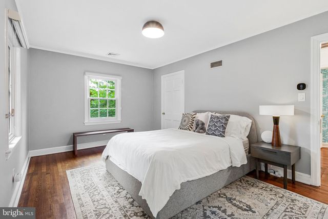 4745 RESERVOIR RD NW, Washington, DC 20007