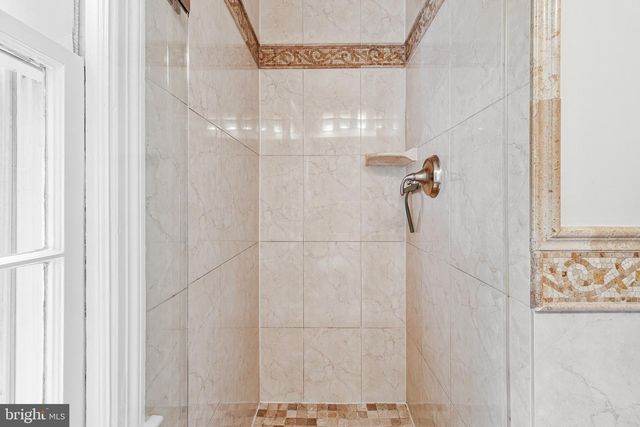 4745 RESERVOIR RD NW, Washington, DC 20007