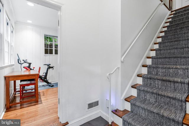 4745 RESERVOIR RD NW, Washington, DC 20007