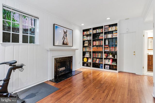 4745 RESERVOIR RD NW, Washington, DC 20007