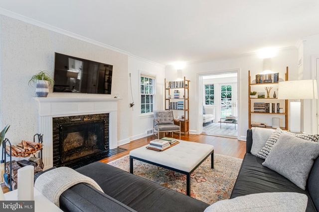 4745 RESERVOIR RD NW, Washington, DC 20007