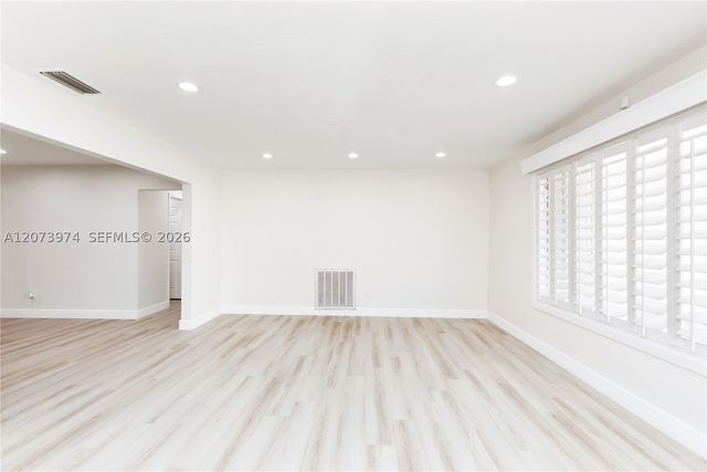 1900 NW 82nd Ter, Pembroke Pines, FL 33024