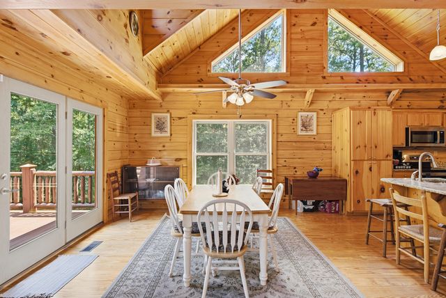 184 Hidden Cove Lane, Ridgeville, SC 29472