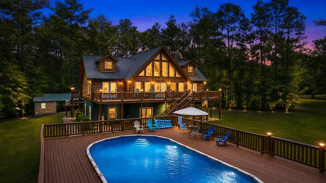 184 Hidden Cove Lane, Ridgeville, SC 29472