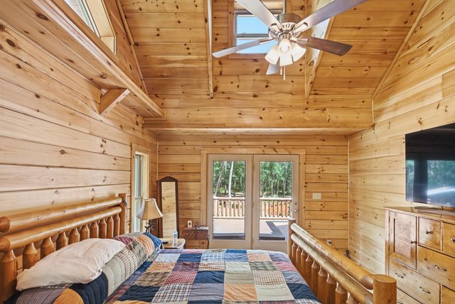 184 Hidden Cove Lane, Ridgeville, SC 29472