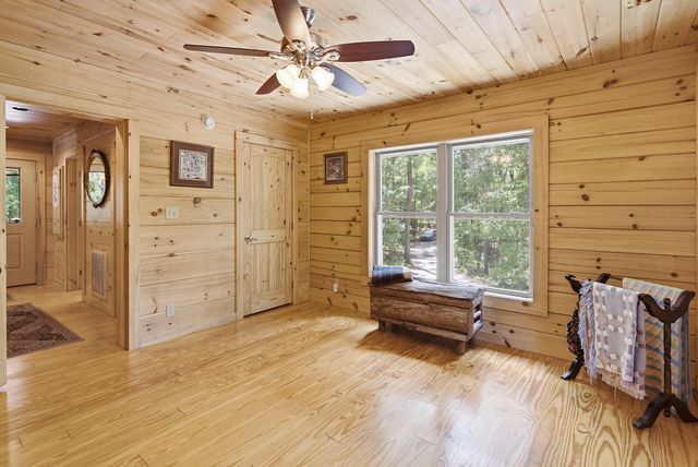 184 Hidden Cove Lane, Ridgeville, SC 29472