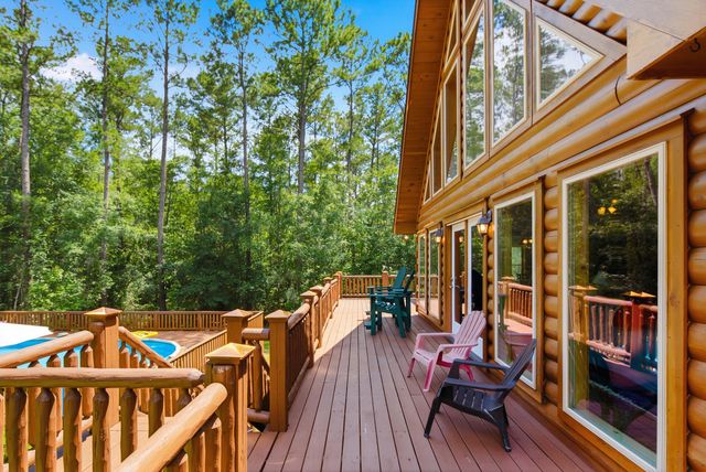 184 Hidden Cove Lane, Ridgeville, SC 29472