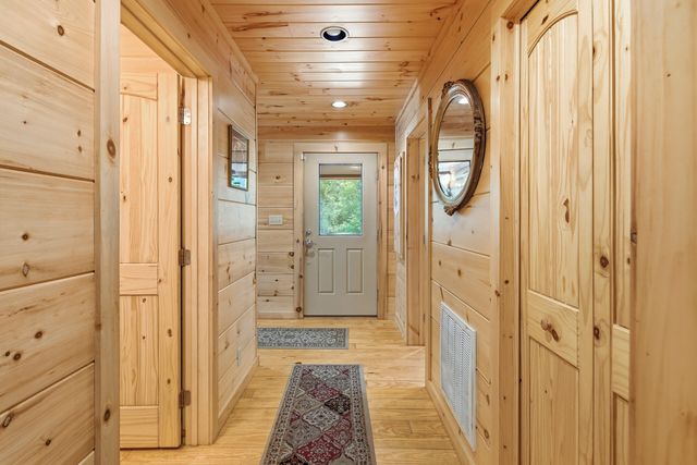 184 Hidden Cove Lane, Ridgeville, SC 29472