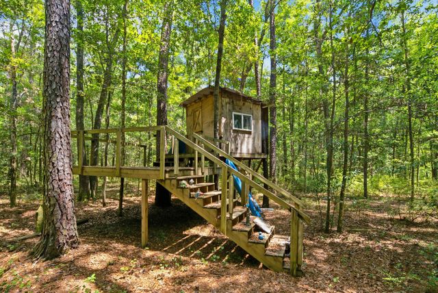 184 Hidden Cove Lane, Ridgeville, SC 29472