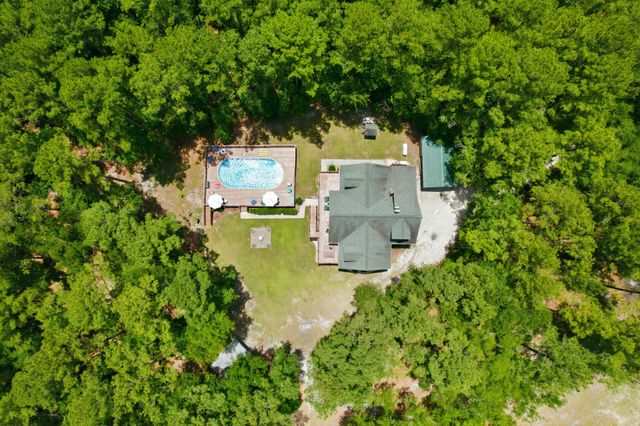 184 Hidden Cove Lane, Ridgeville, SC 29472