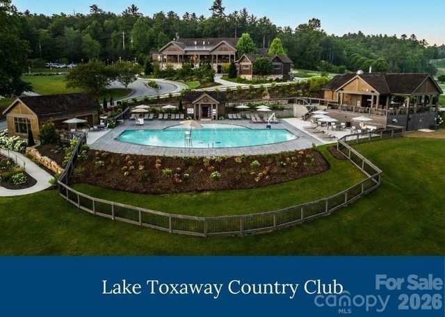 536 Hawk Mountain Road, Lake Toxaway, NC 28747