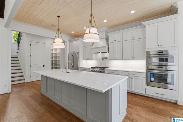 5651 BROCKS COVE, Hoover, AL 35244