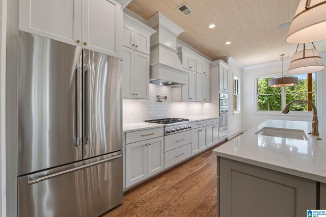 5651 BROCKS COVE, Hoover, AL 35244