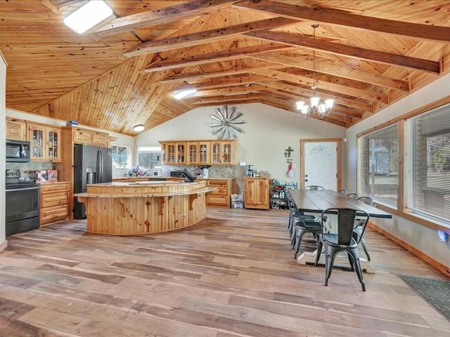 19506 State Highway 7 E, Kennard, TX 75847