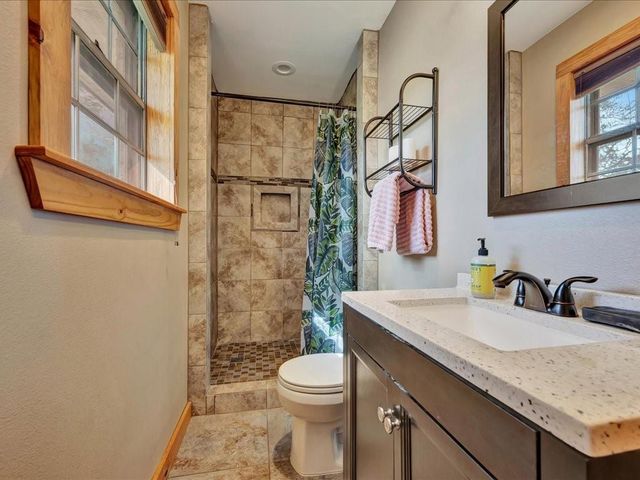 19506 State Highway 7 E, Kennard, TX 75847