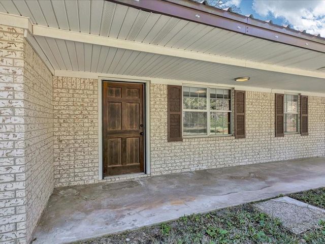 19506 State Highway 7 E, Kennard, TX 75847