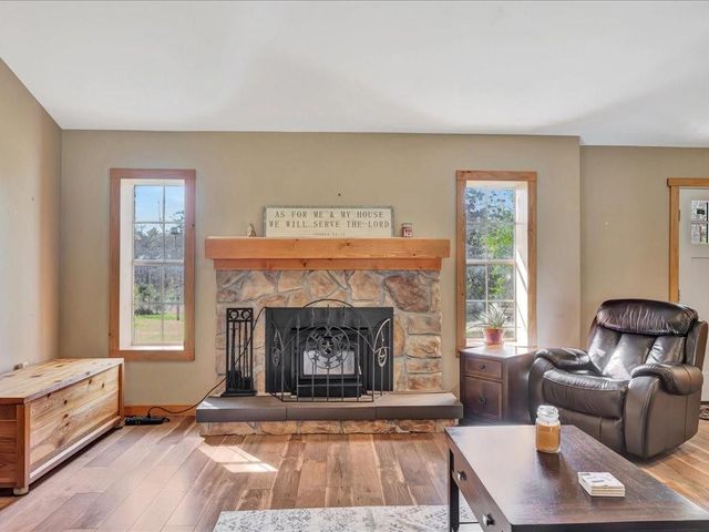 19506 State Highway 7 E, Kennard, TX 75847