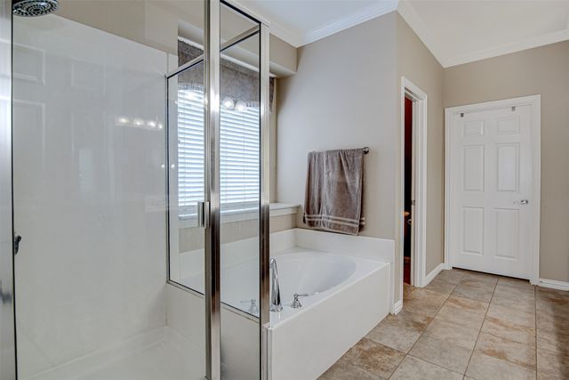 328 Tioga Street, Burleson, TX 76028