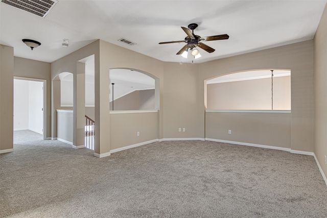 328 Tioga Street, Burleson, TX 76028