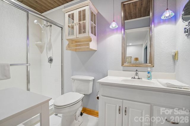 1209 Mckinney Gap Drive, Mars Hill, NC 28754