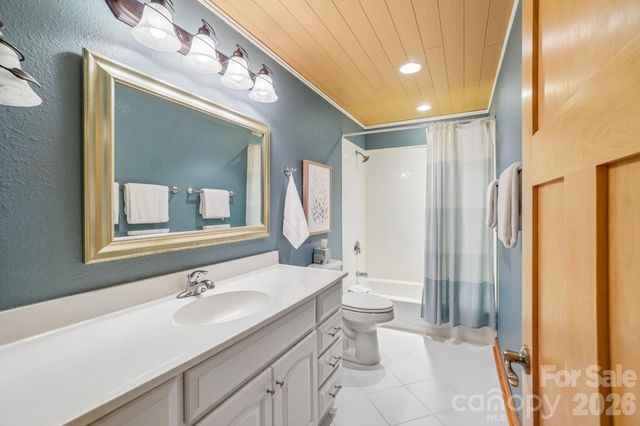 1209 Mckinney Gap Drive, Mars Hill, NC 28754