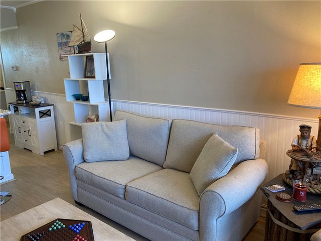 4000 Surfside Blvd 502, Corpus Christi, TX 78402