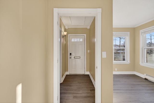 7 Pinard Street, Goffstown, NH 03045