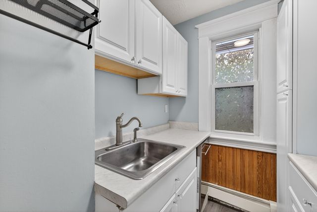 7 Pinard Street, Goffstown, NH 03045