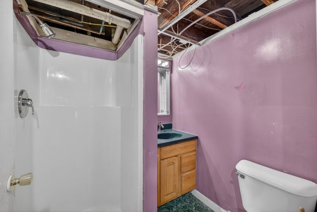 7 Pinard Street, Goffstown, NH 03045