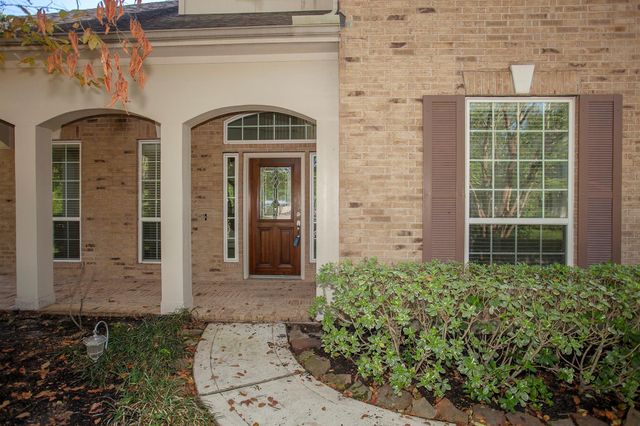 62 Longsford Circle, The Woodlands, TX 77382