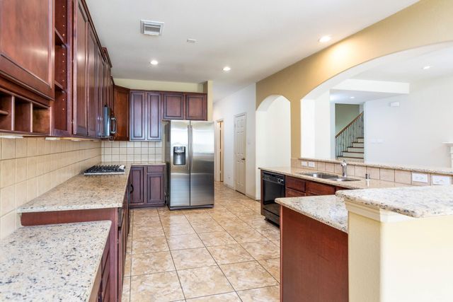 62 Longsford Circle, The Woodlands, TX 77382