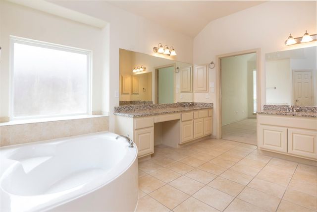 62 Longsford Circle, The Woodlands, TX 77382