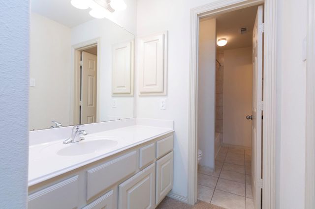62 Longsford Circle, The Woodlands, TX 77382