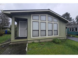 17442 Ne GLISAN St 2, Portland, OR 97230