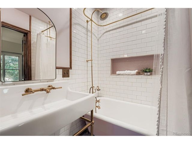 1330 York St, Denver, CO 80206