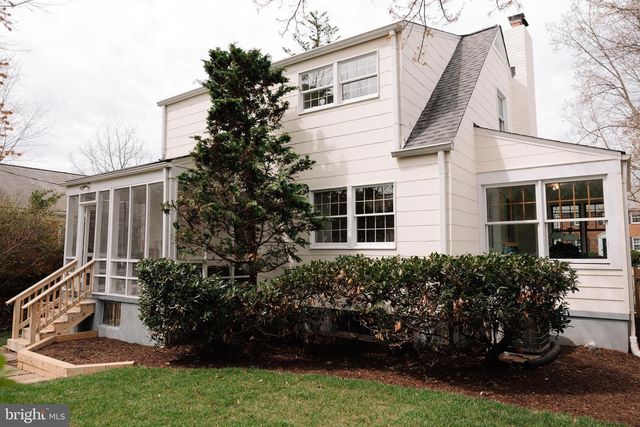 5104 26TH ST N, Arlington, VA 22207