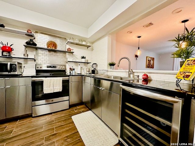 7930 Roanoke Run Apt 606, San Antonio, TX 78240