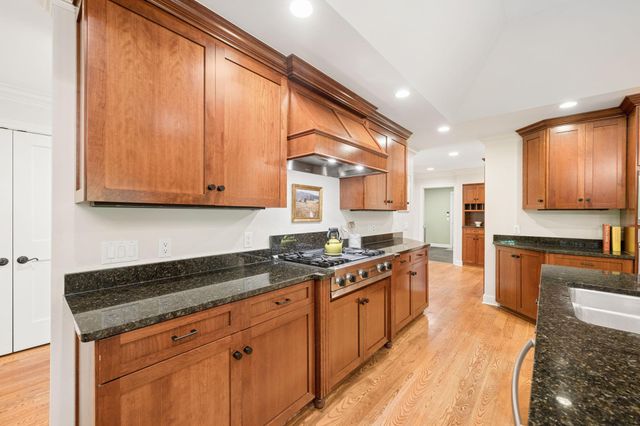 3470 Hamilton Avenue, Wayzata, MN 55391