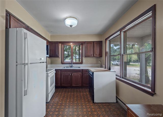 5095 Casey Road, Dryden, MI 48428