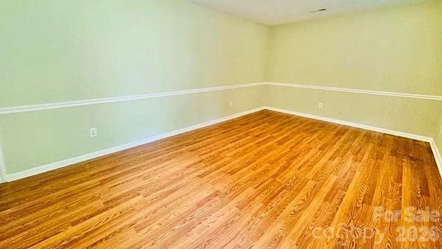 4824 Farm Pond Lane, Charlotte, NC 28212