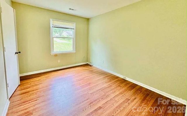 4824 Farm Pond Lane, Charlotte, NC 28212