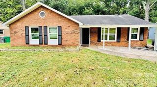 4824 Farm Pond Lane, Charlotte, NC 28212