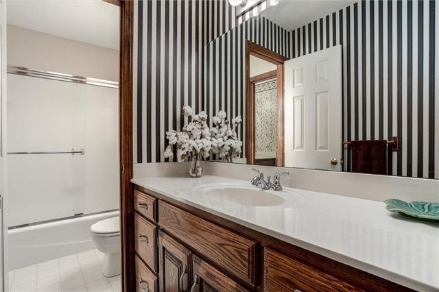 5501 Mullen Road, Shawnee, KS 66216