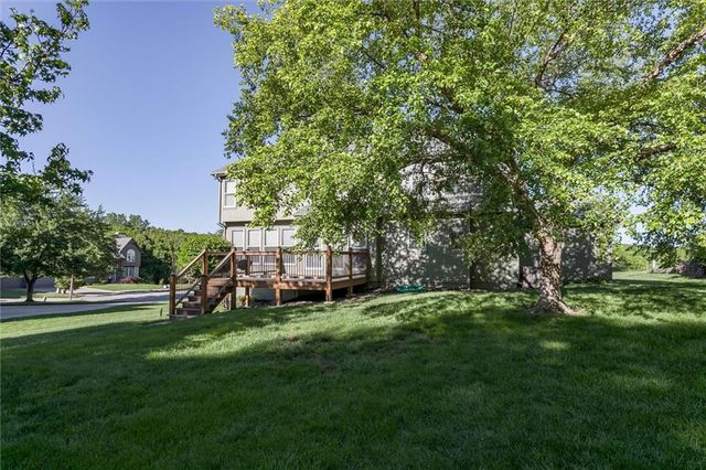 5501 Mullen Road, Shawnee, KS 66216
